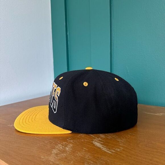 American Needle Men’s MLB Vintage Pittsburgh Pirates Fade Snapback Hat - Picture 7 of 16